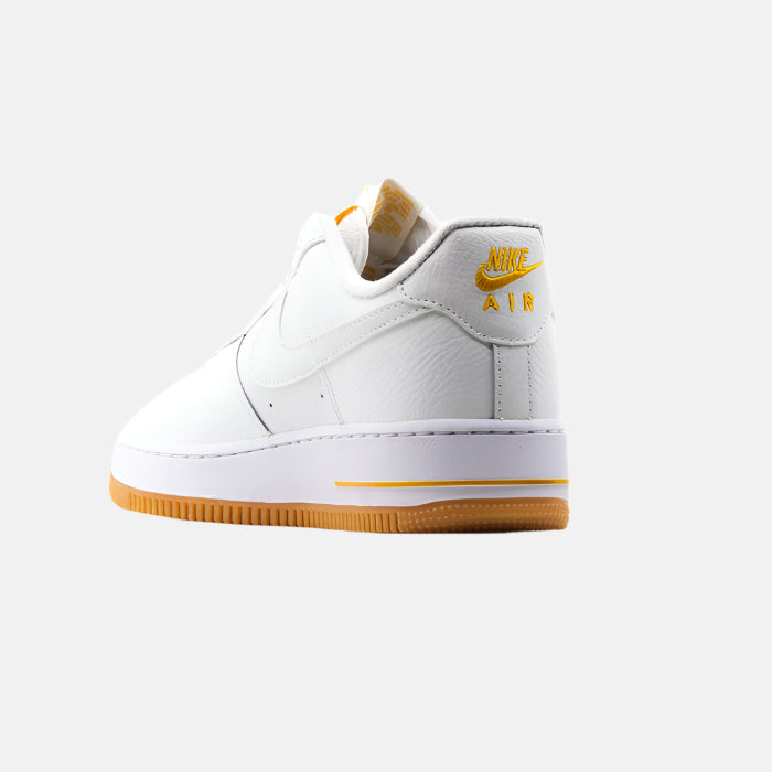Pantof sport Nike Air Force 1 Yellow White alb cu accente galbene și talpă aderentă gumă