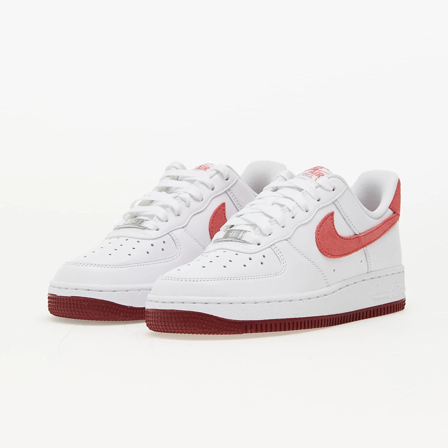 Pantofi sport Nike Air Force 1 Low White Dragon Red cu detalii roșii și talpă contrastantă