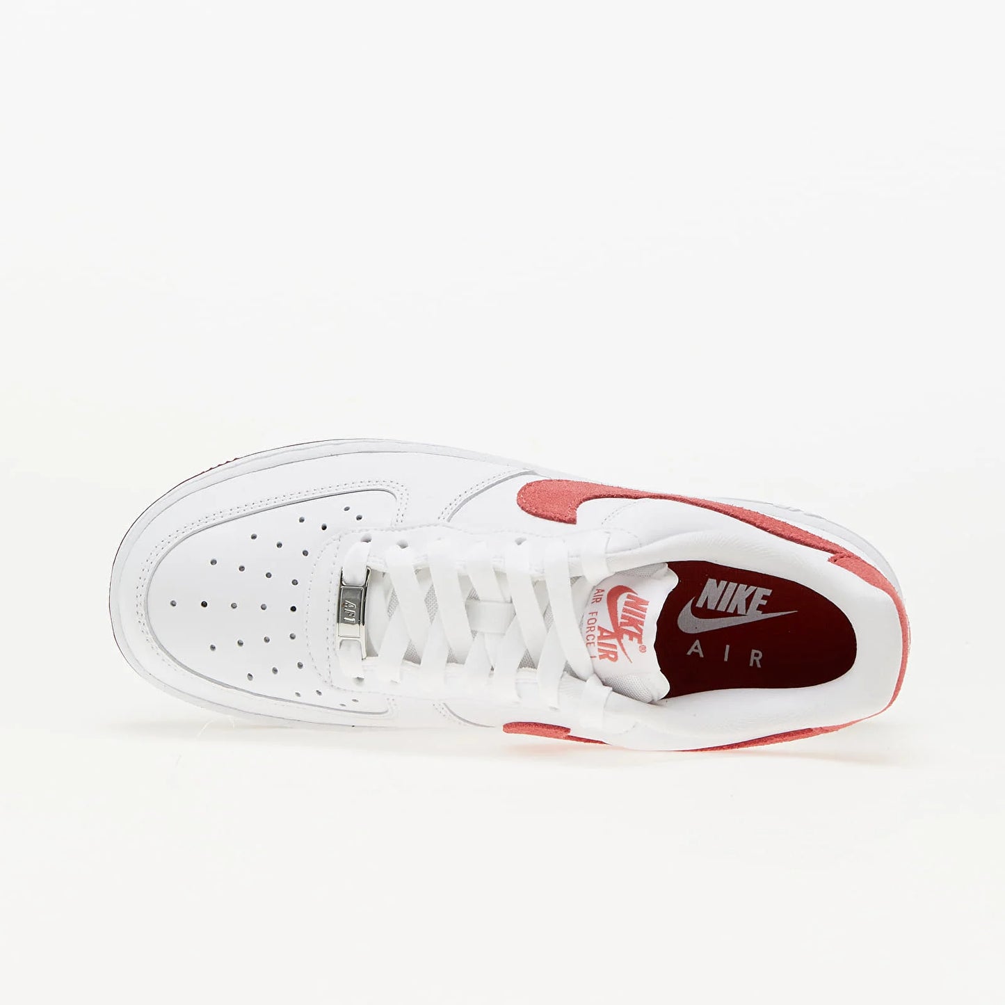 Pantof sport Nike Air Force 1 Low White Dragon Red pentru bărbați cu design clasic și detalii roșii
