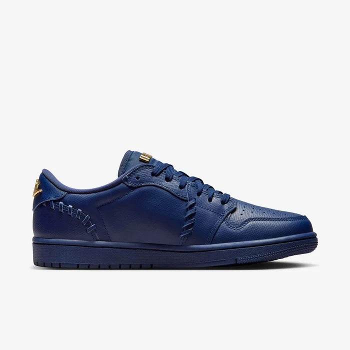 Pantofi sport Air Jordan 1 Low Method Of Make albastru închis cu detalii cusute gold de la Dod Resell