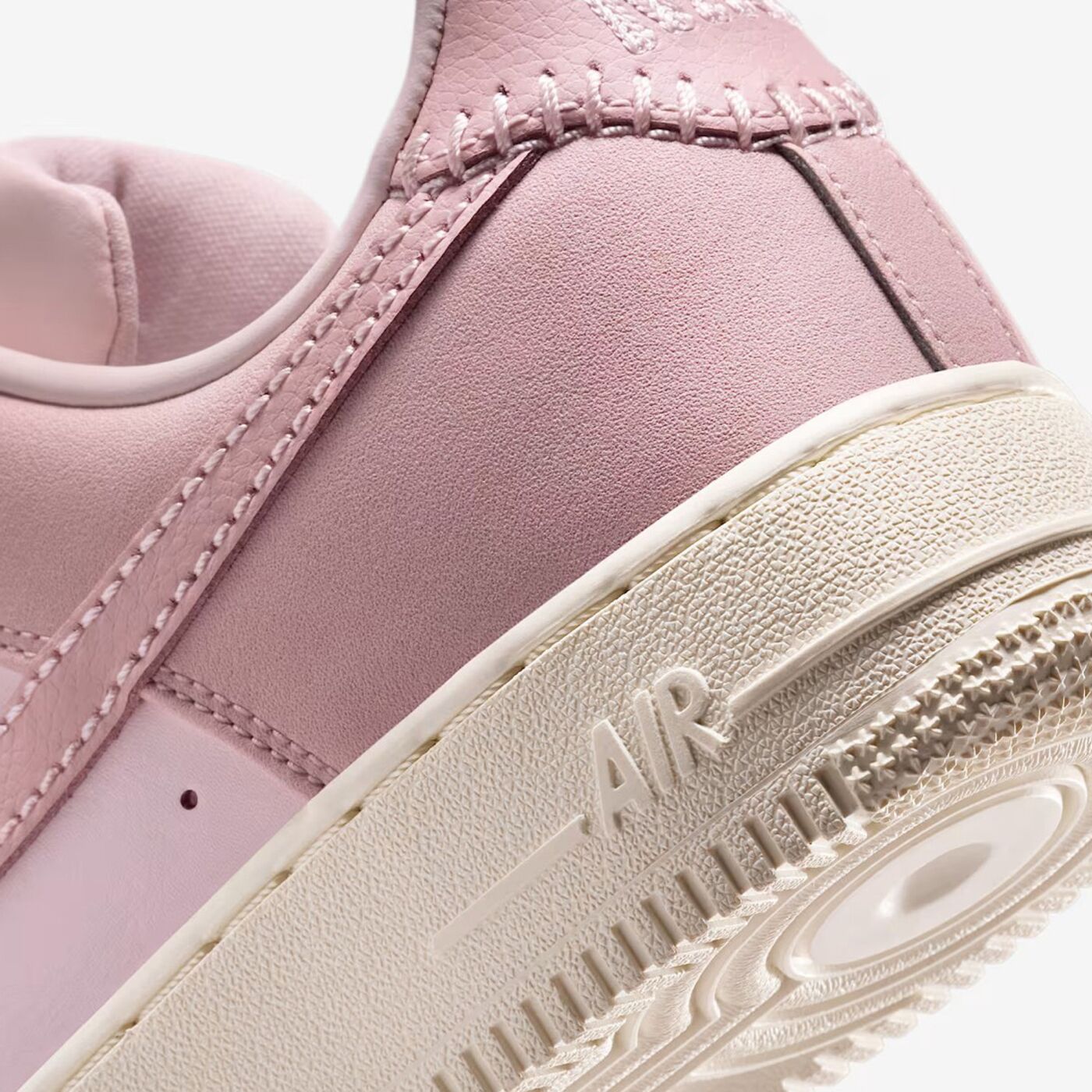 Nike Air Force 1 Low “Pink Oxford/Sail” IB4654-661