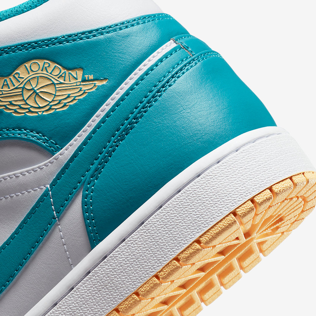 Air Jordan 1 Mid WMNS “Aquatone” DQ8423-400