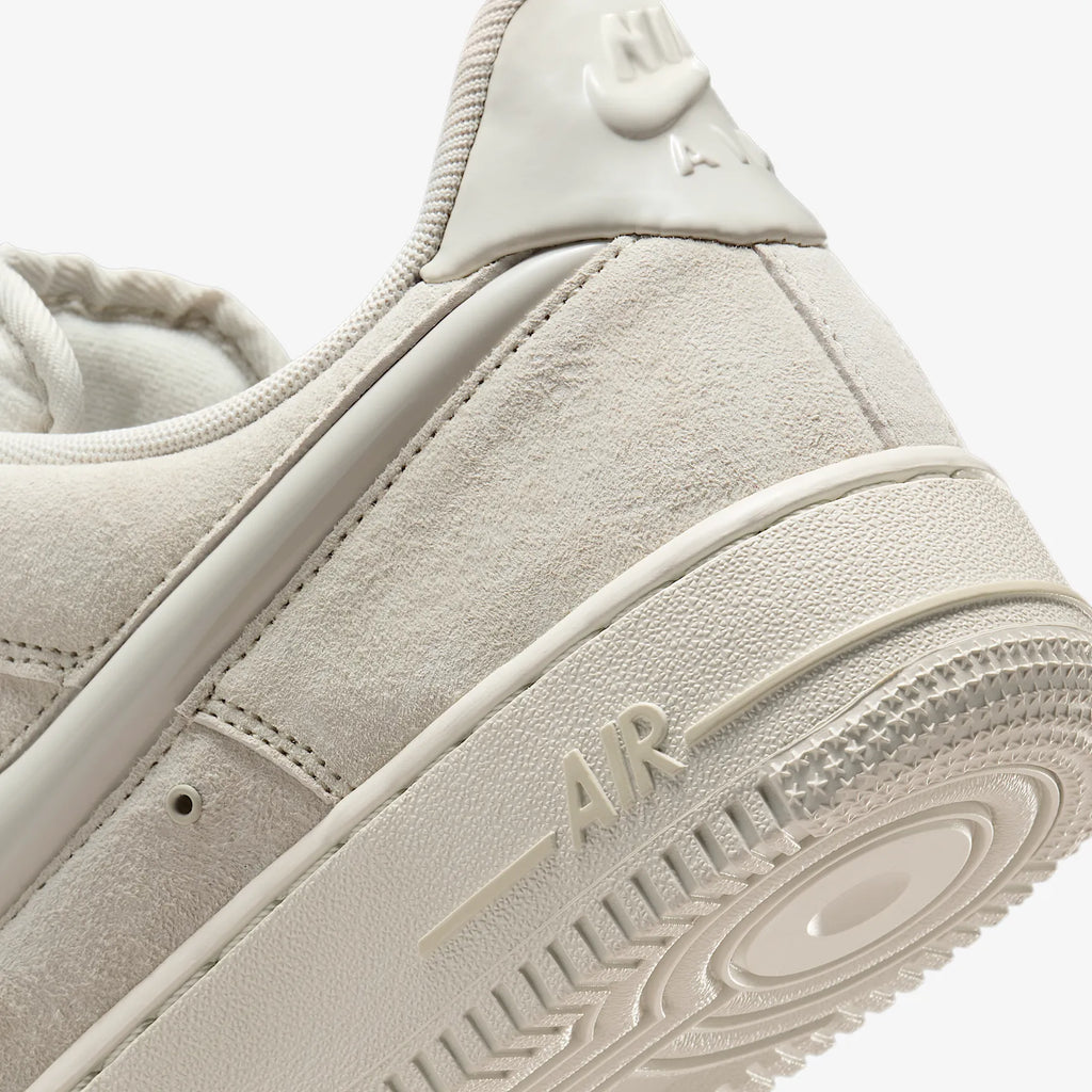 Nike Air Force 1 Low “Light Bone” HV4406-001