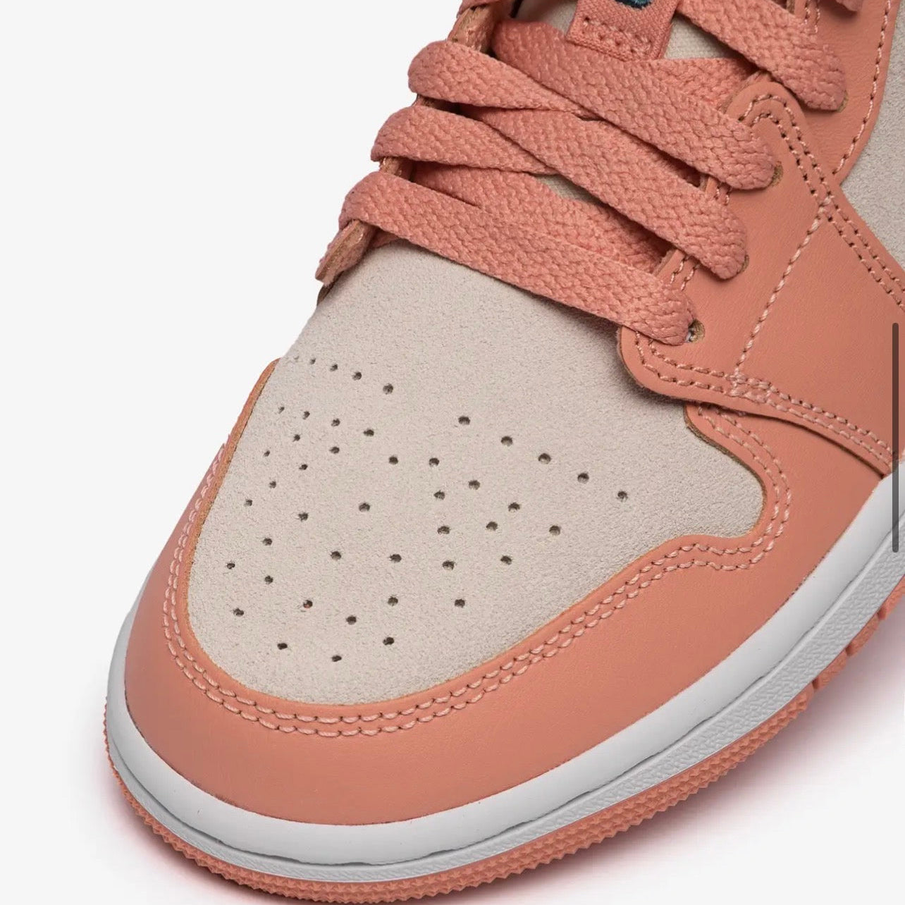 Air Jordan 1 Low “Light Madder Root” DC0774-800