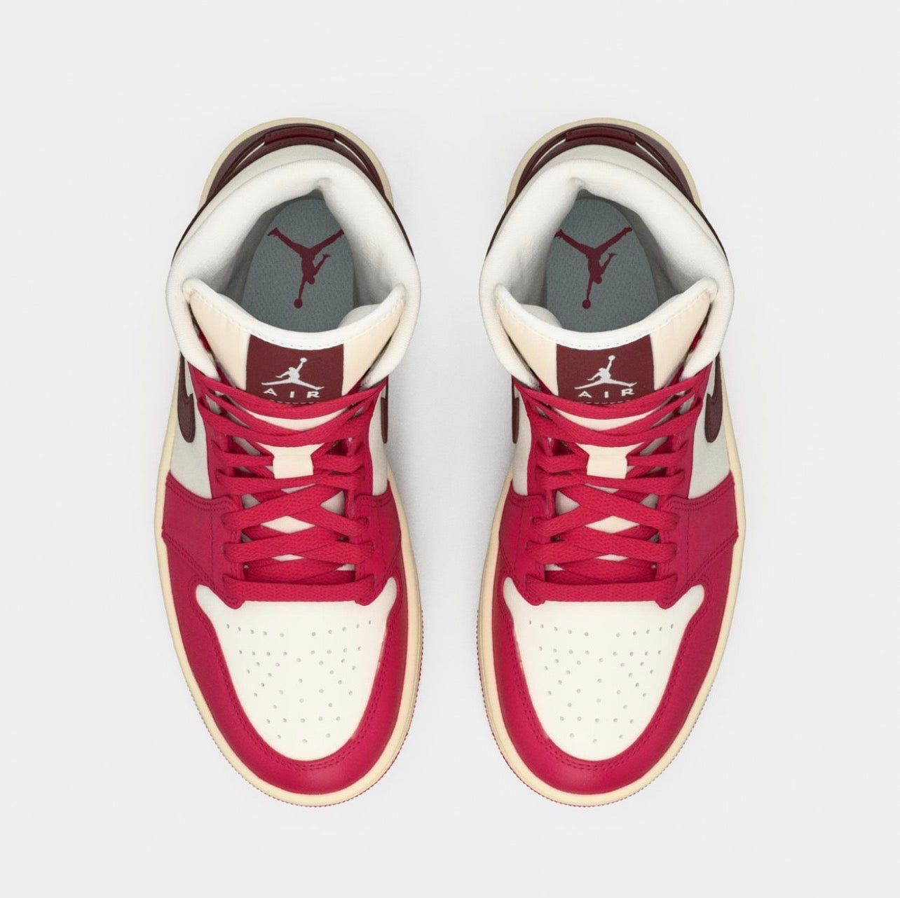 Air Jordan 1 Mid “Mystic Hibiscus” BQ6472-119