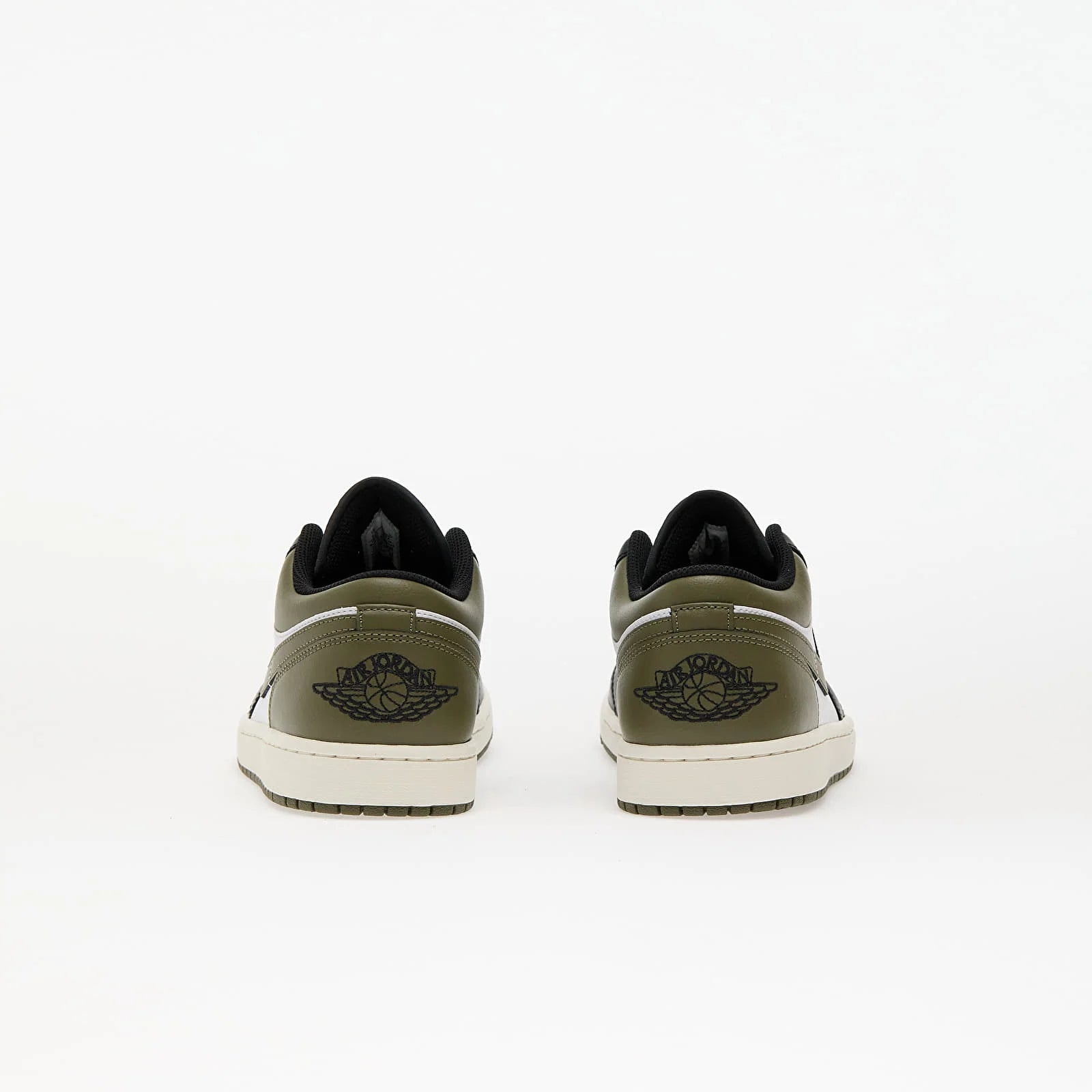 Air Jordan 1 Low GS "Black Toe Medium Olive" 553560-092
