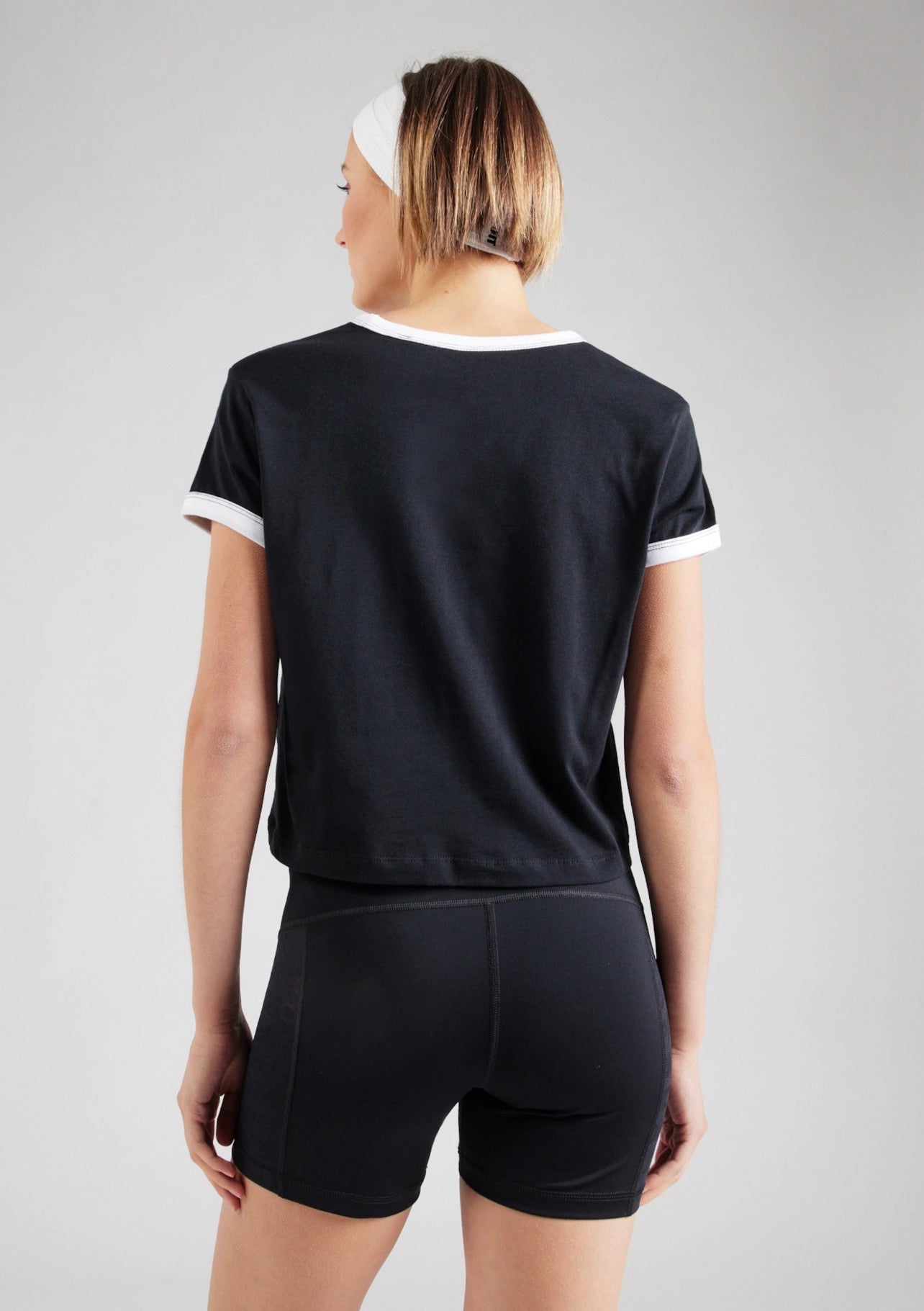 Tricou Nike Sportswear Cropped Ringer Run “Black/White” IF4072-010