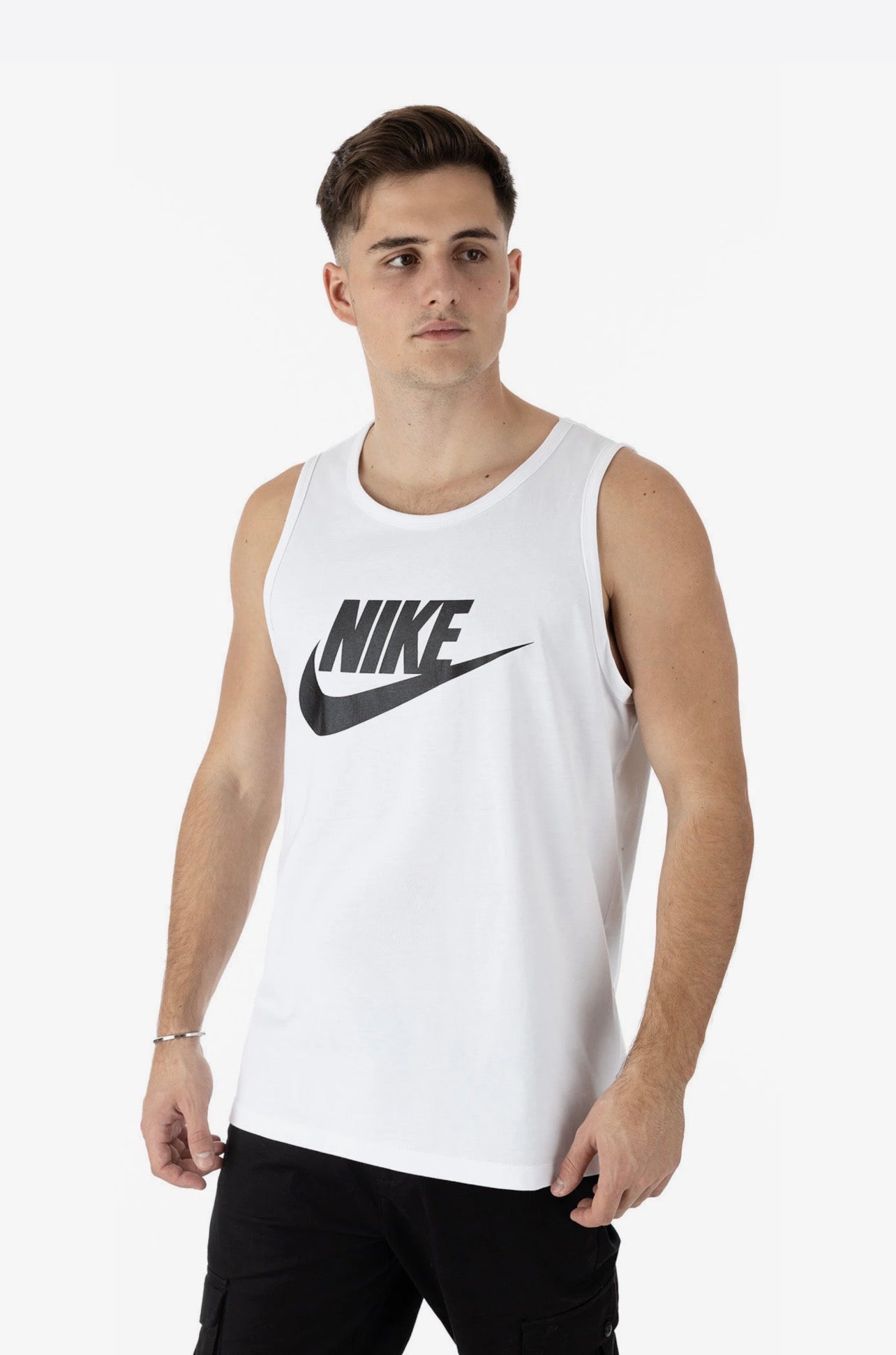 Maieu Nike Icon Futura “White/Black” AR4991-101