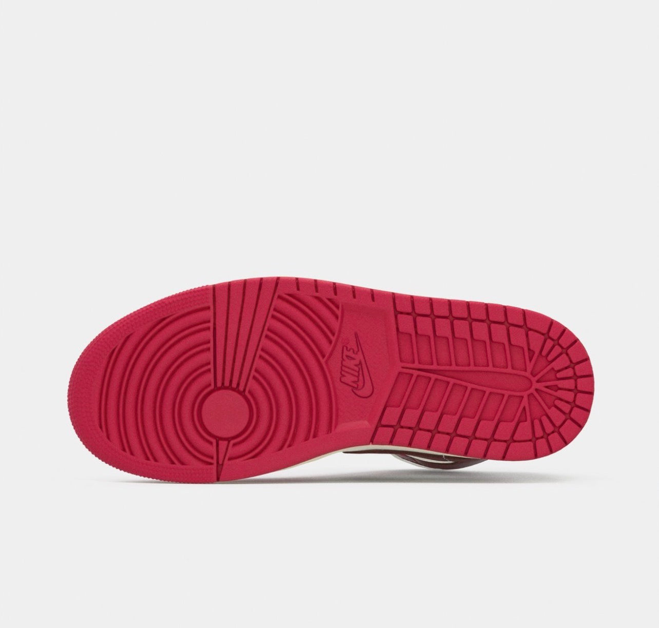 Air Jordan 1 Mid “Mystic Hibiscus” BQ6472-119