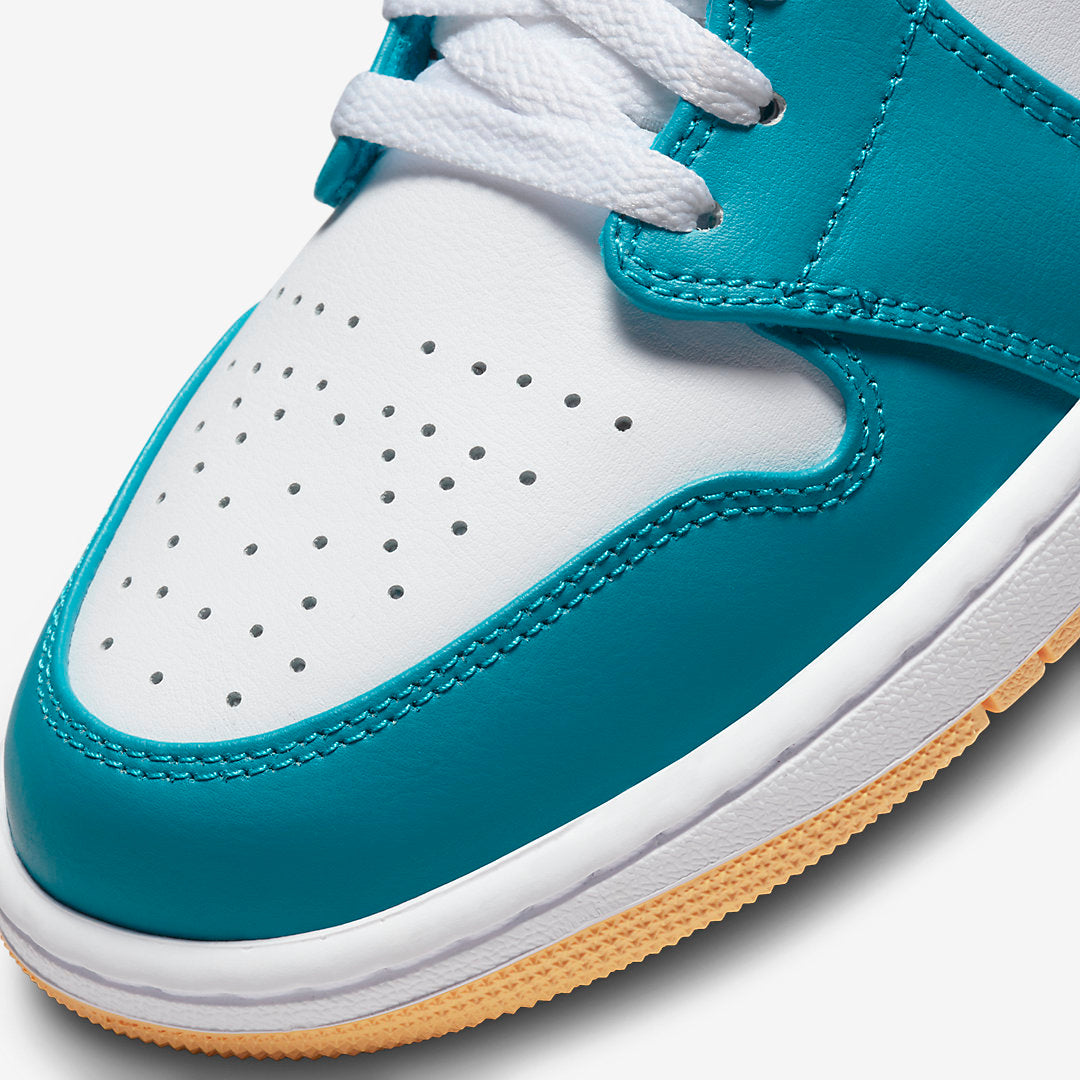 Air Jordan 1 Mid WMNS “Aquatone” DQ8423-400