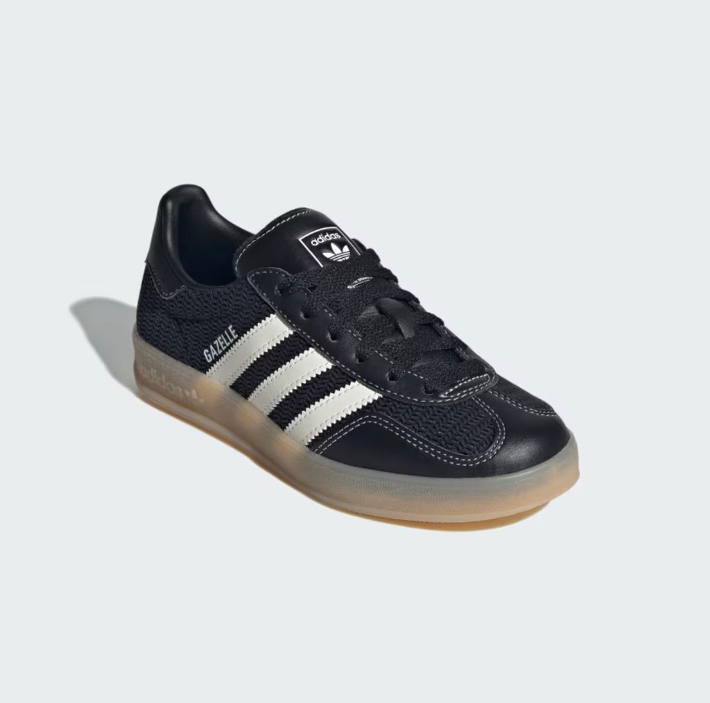 Adidas Gazelle indoor “Core Black Magic Beige” JQ7117