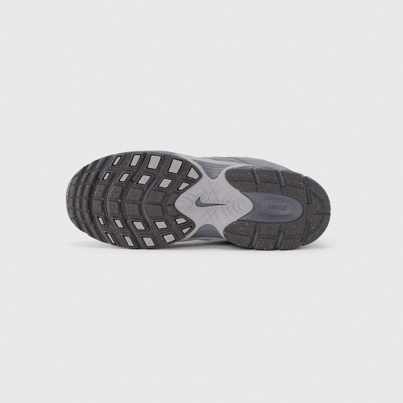 Nike V5 Runner Suede Pencil Point Atmosphere Grey IO1644-001