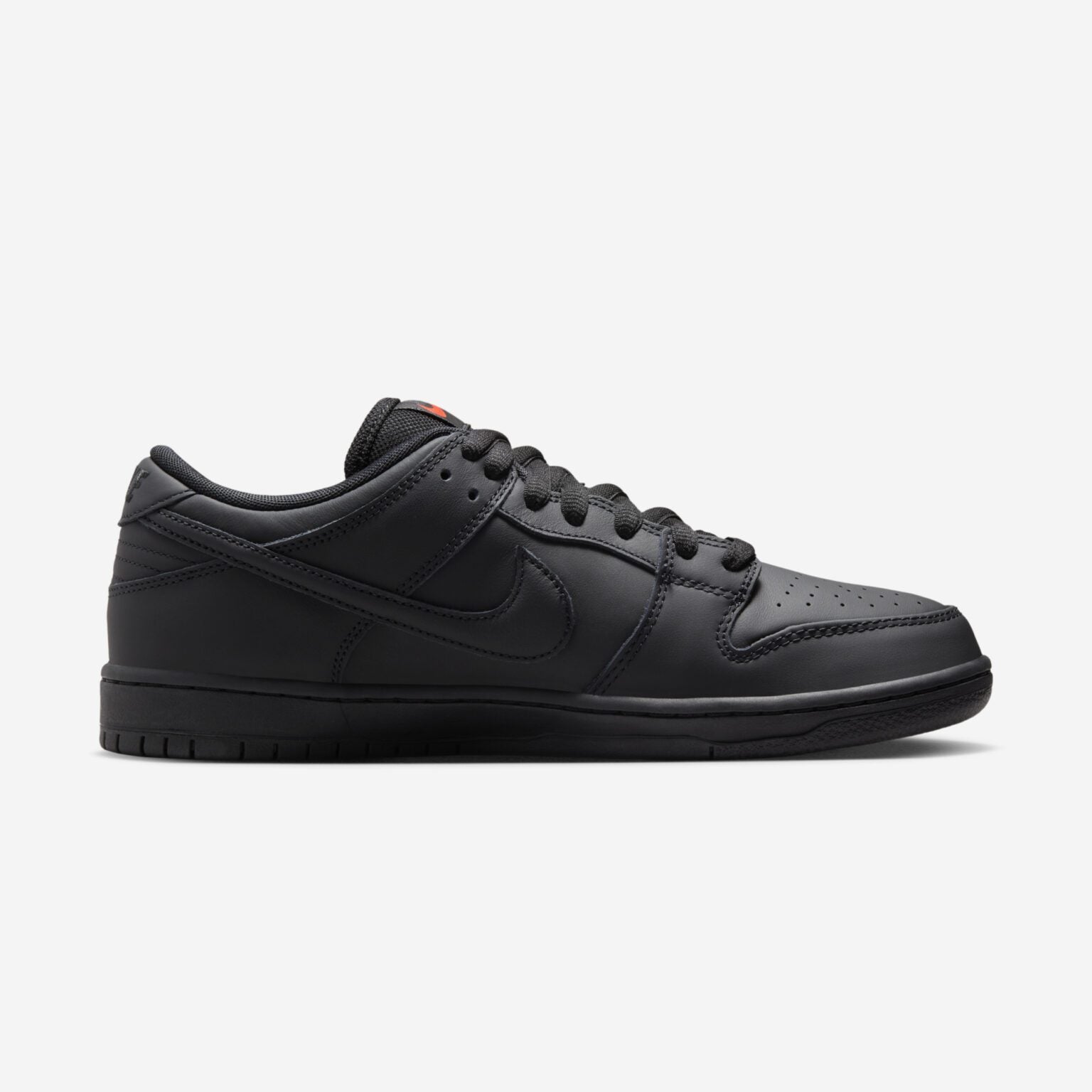 Nike Dunk Low SB ISO “Triple Black” FJ1674-001