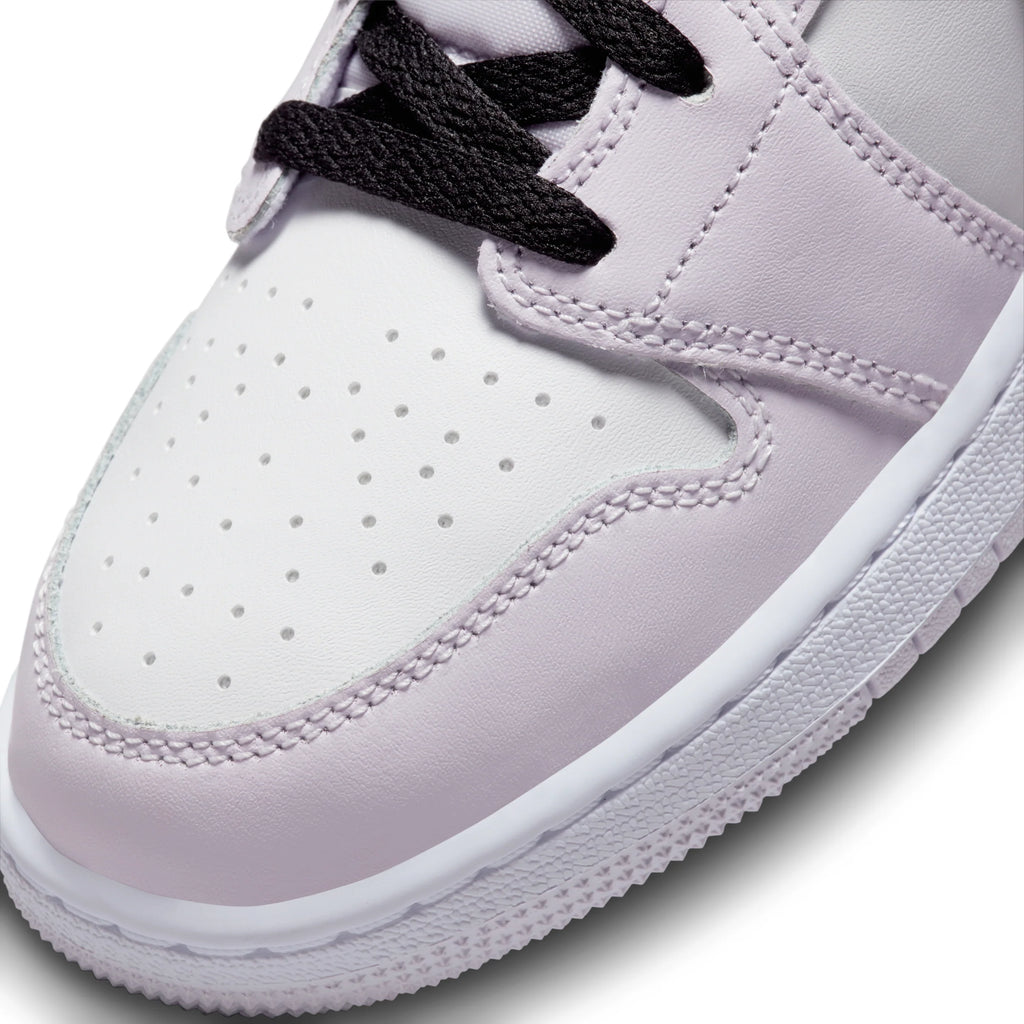 Air Jordan 1 Mid Barely Grape (GS), DQ8423-501