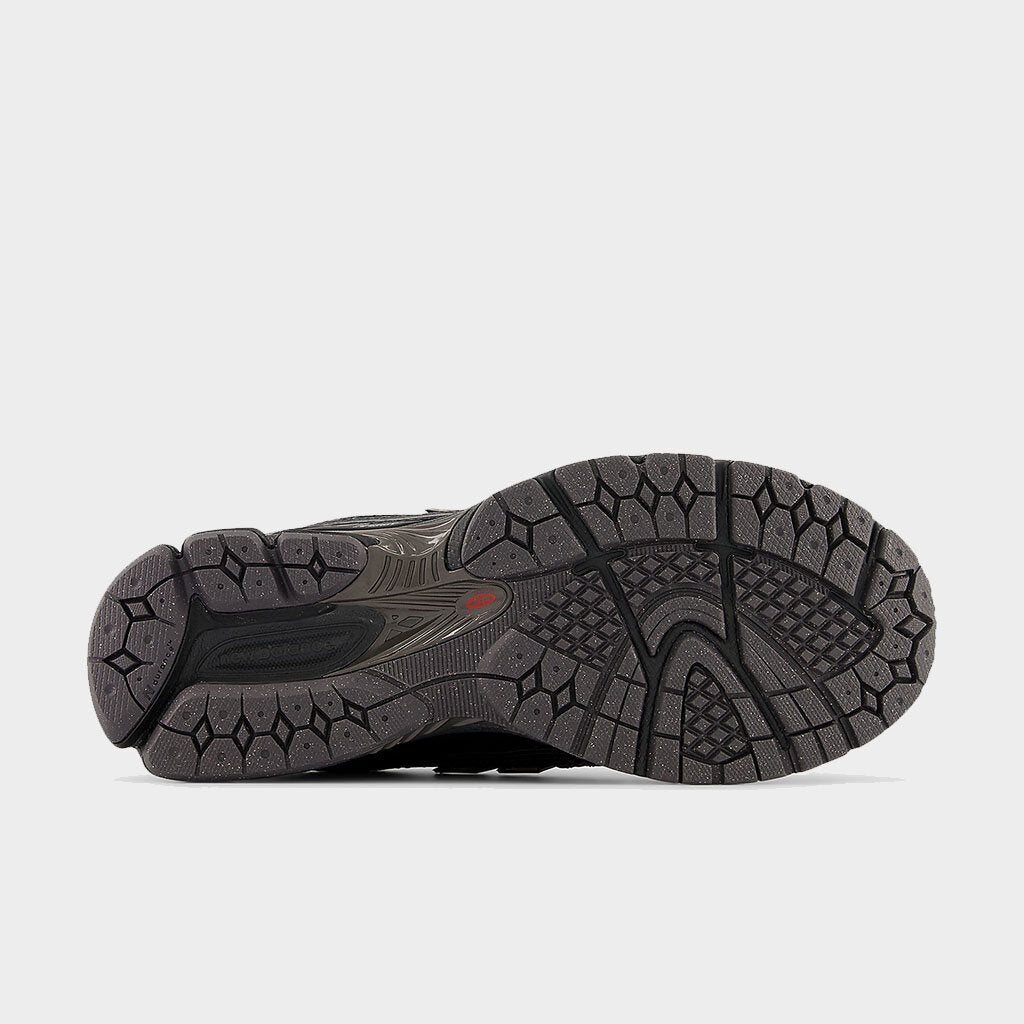 New Balance 1906R “Black/Silver Grey” U1906ROE