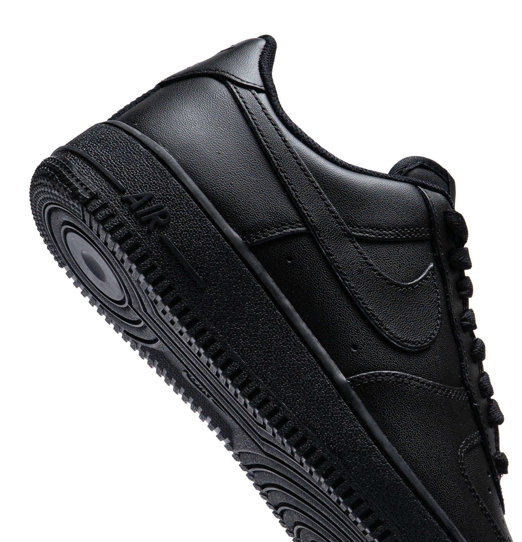 Nike Air Force 1 Low “Triple Black” CW2288 001