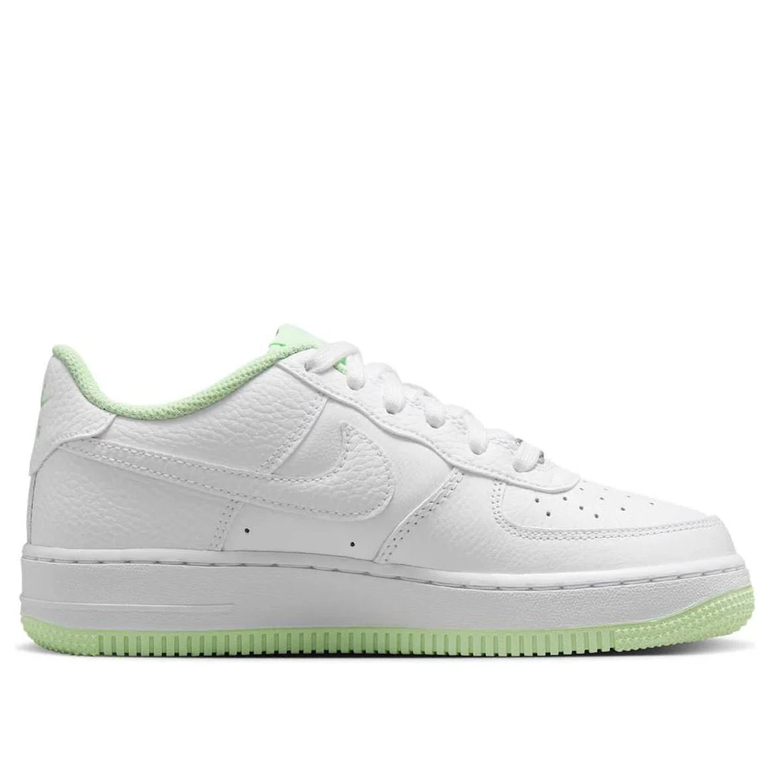 Nike Air Force 1 LV8 