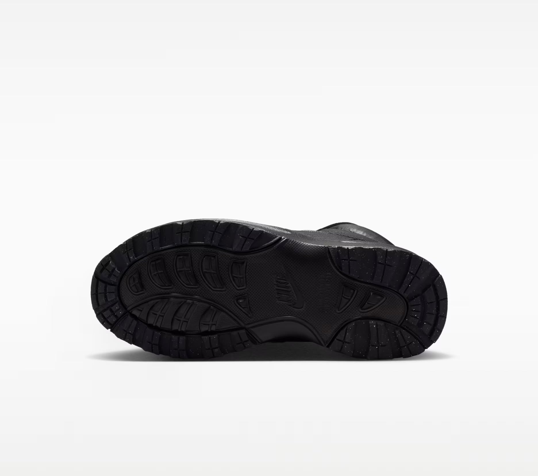 Nike Manoa 17 Combat “Triple Black” BQ5372-001