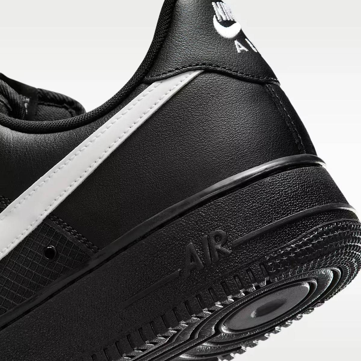 Nike Air Force 1 '07 LV8 "Black White" IR0952-001