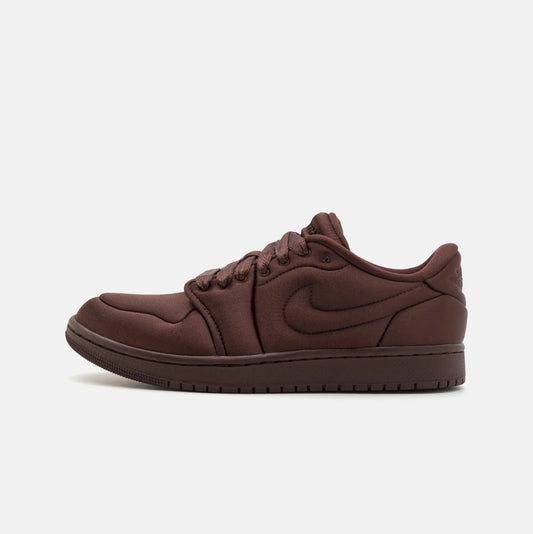 Pantofi sport Air Jordan 1 Low Method Of Make maro de la Dod Resell, design modern și confortabil