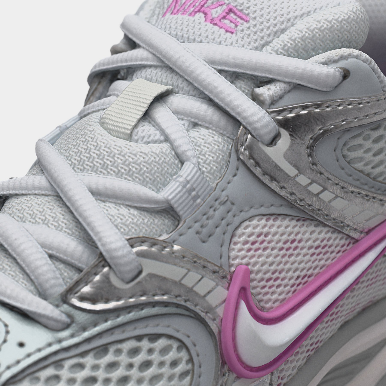 Nike V5 RNR “Grey/Pink” HQ7901-009