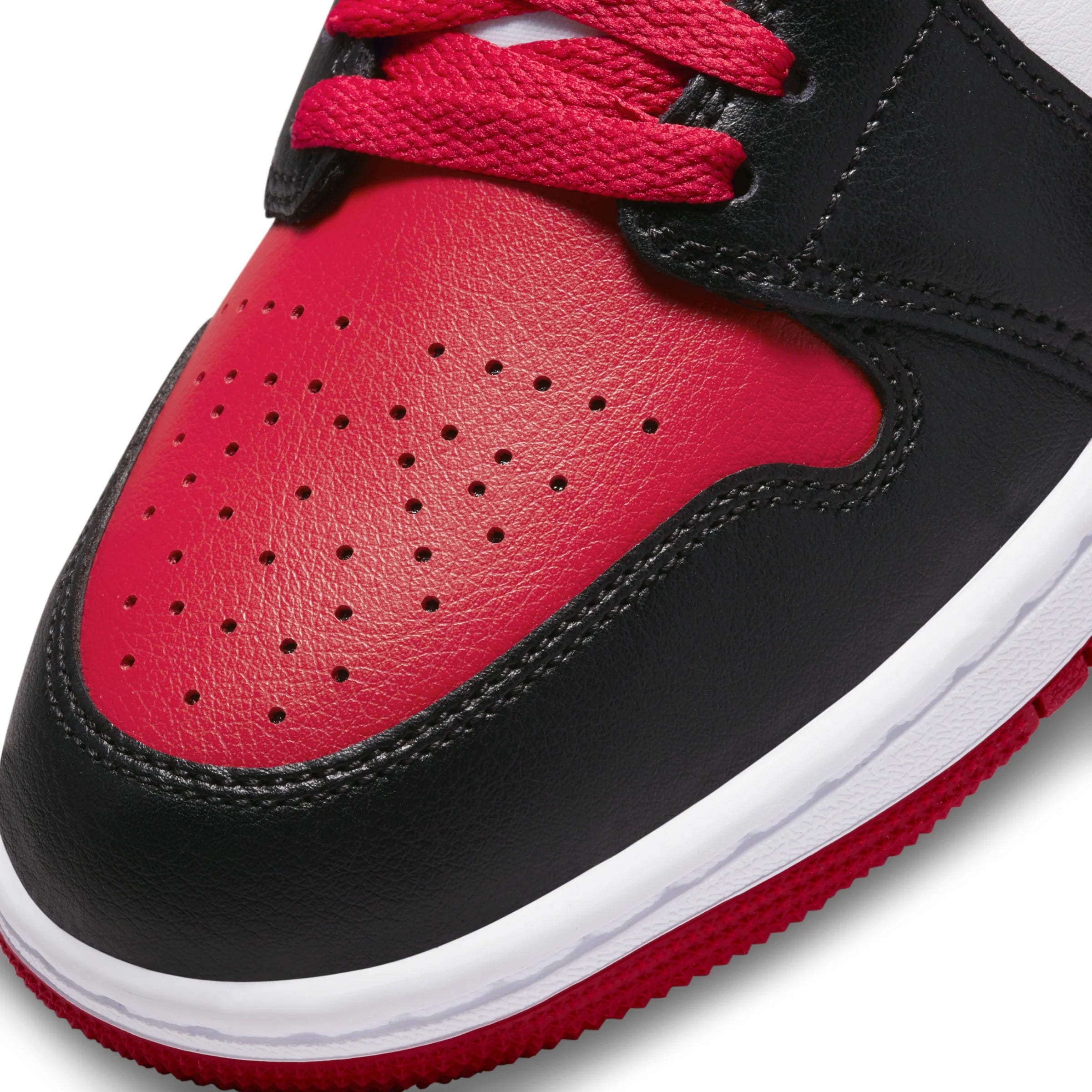 Air Jordan 1 Mid Alternate Bred Toe BQ6472-079