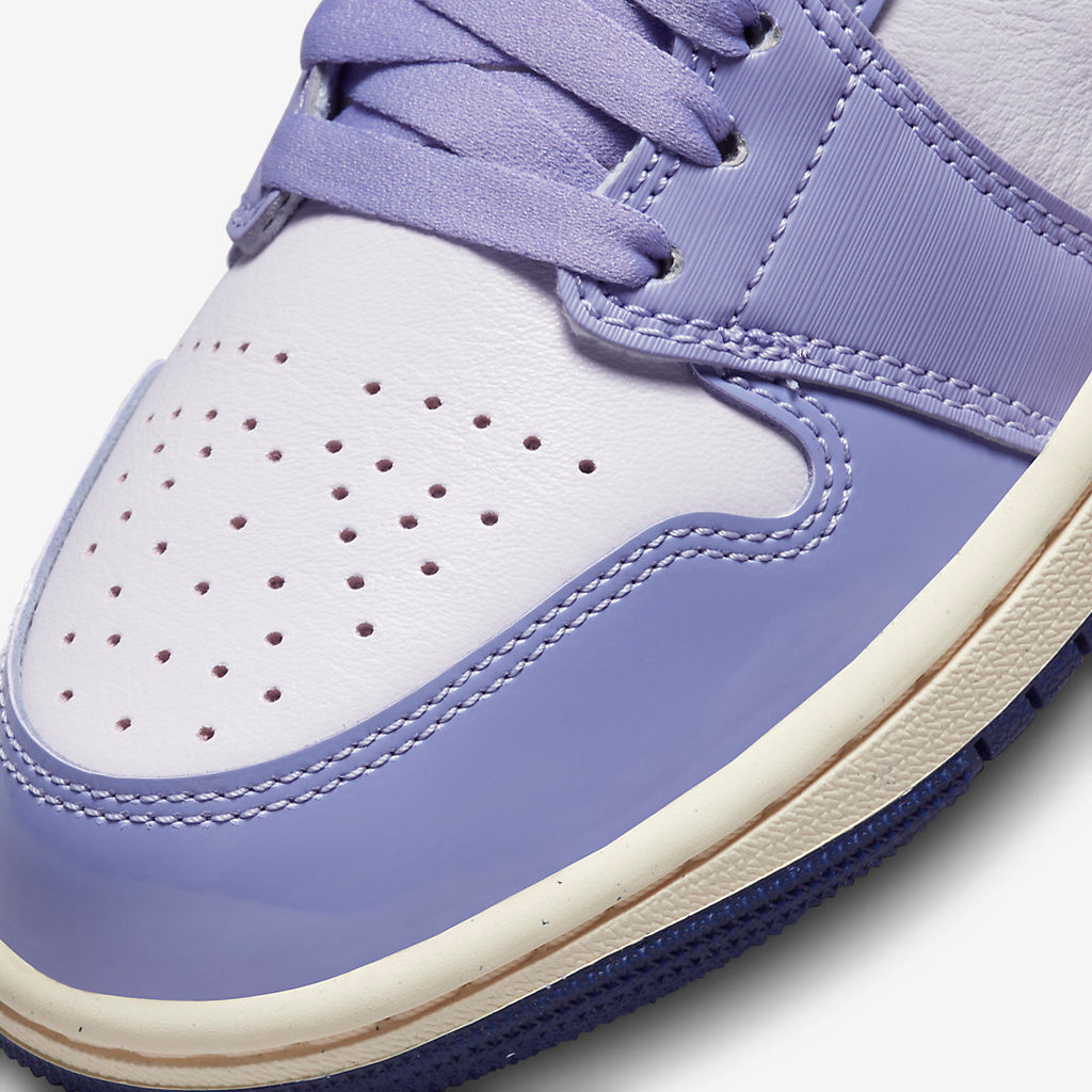 Air Jordan 1 Mid “Sky Purple” DZ3745-500