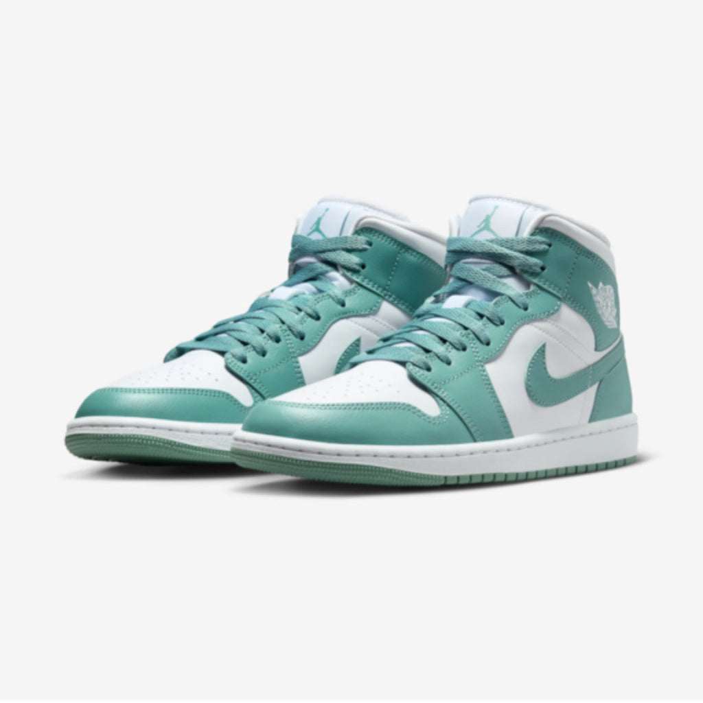 Air Jordan 1 Mid “Light Teal/White” BQ6472-138