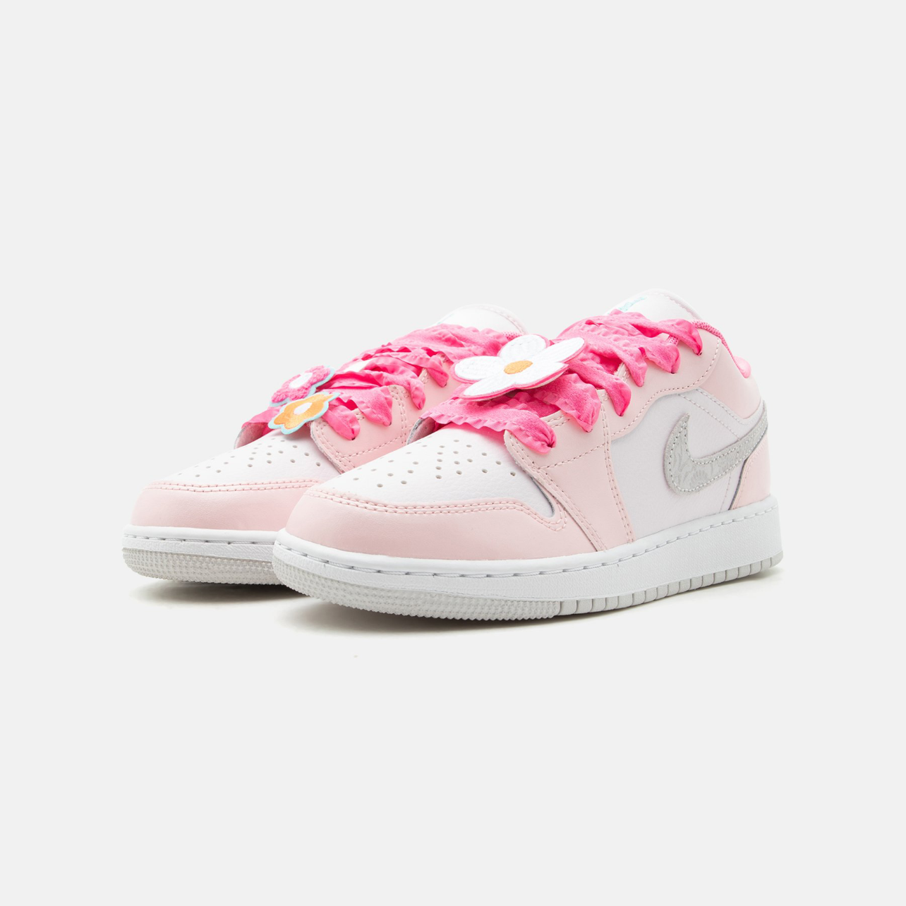 Air Jordan 1 Low SE “Pink Bloom II1247-600