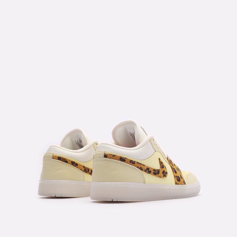 Air Jordan 1 Low "SNKRS Day"