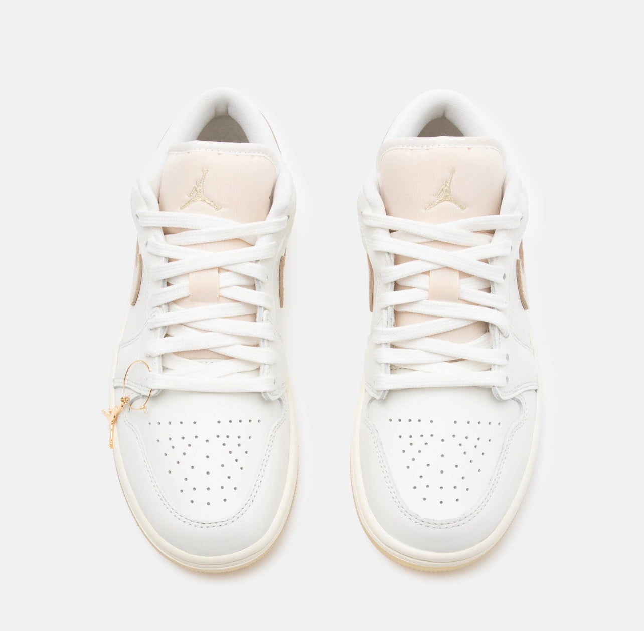 Air Jordan 1 Low “Metallic Team Gold” HV5157-100