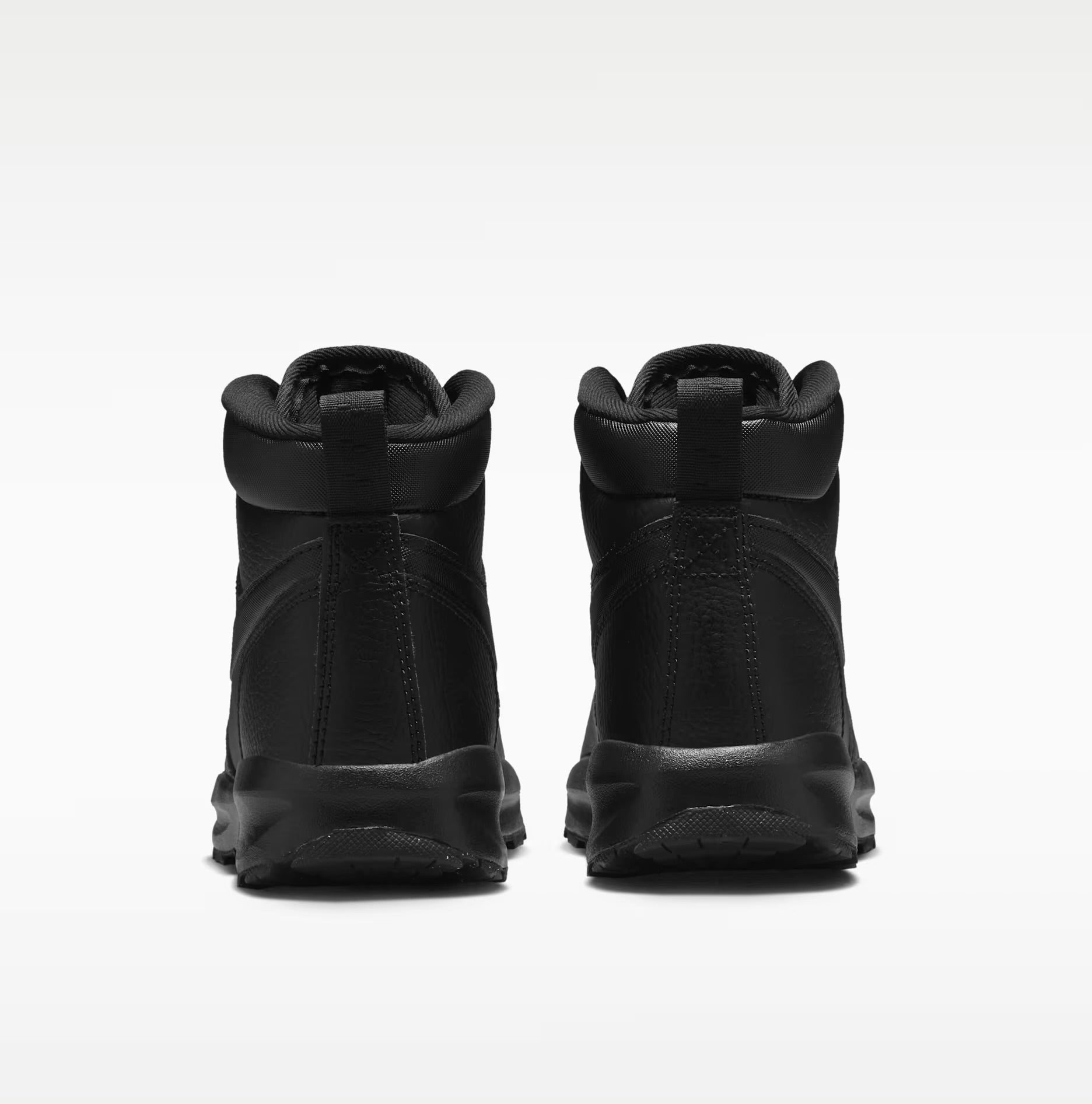 Nike Manoa 17 Combat “Triple Black” BQ5372-001