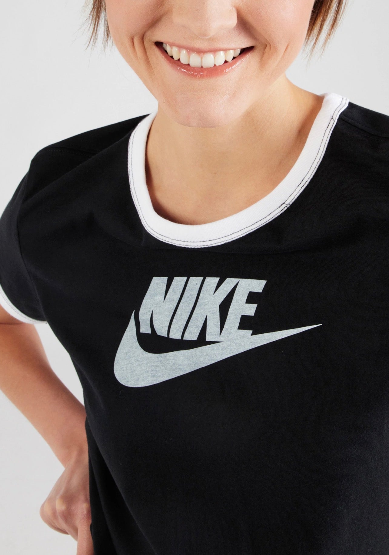 Tricou Nike Sportswear Cropped Ringer Run “Black/White” IF4072-010