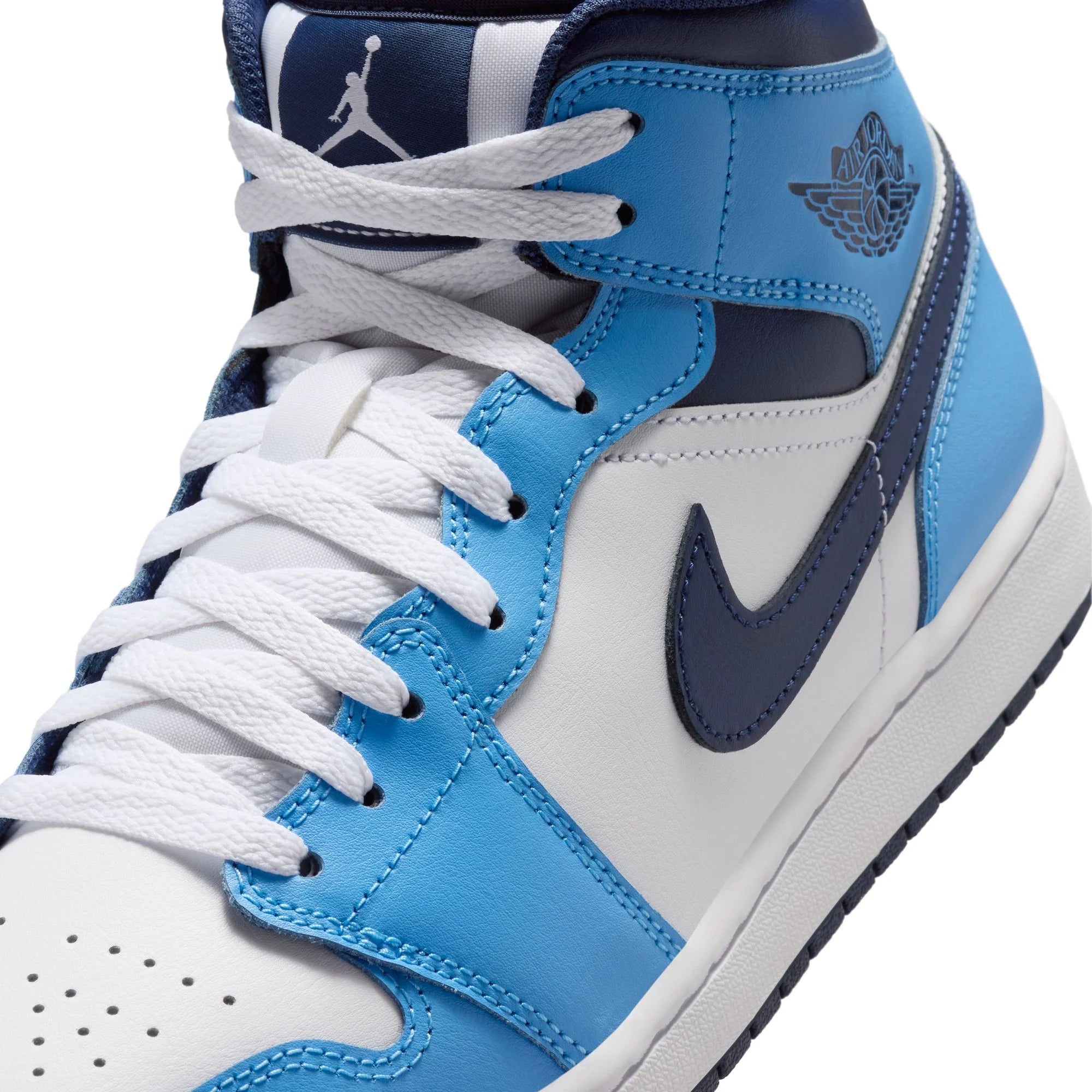 Air Jordan 1 Mid “UNC” DQ8426-405