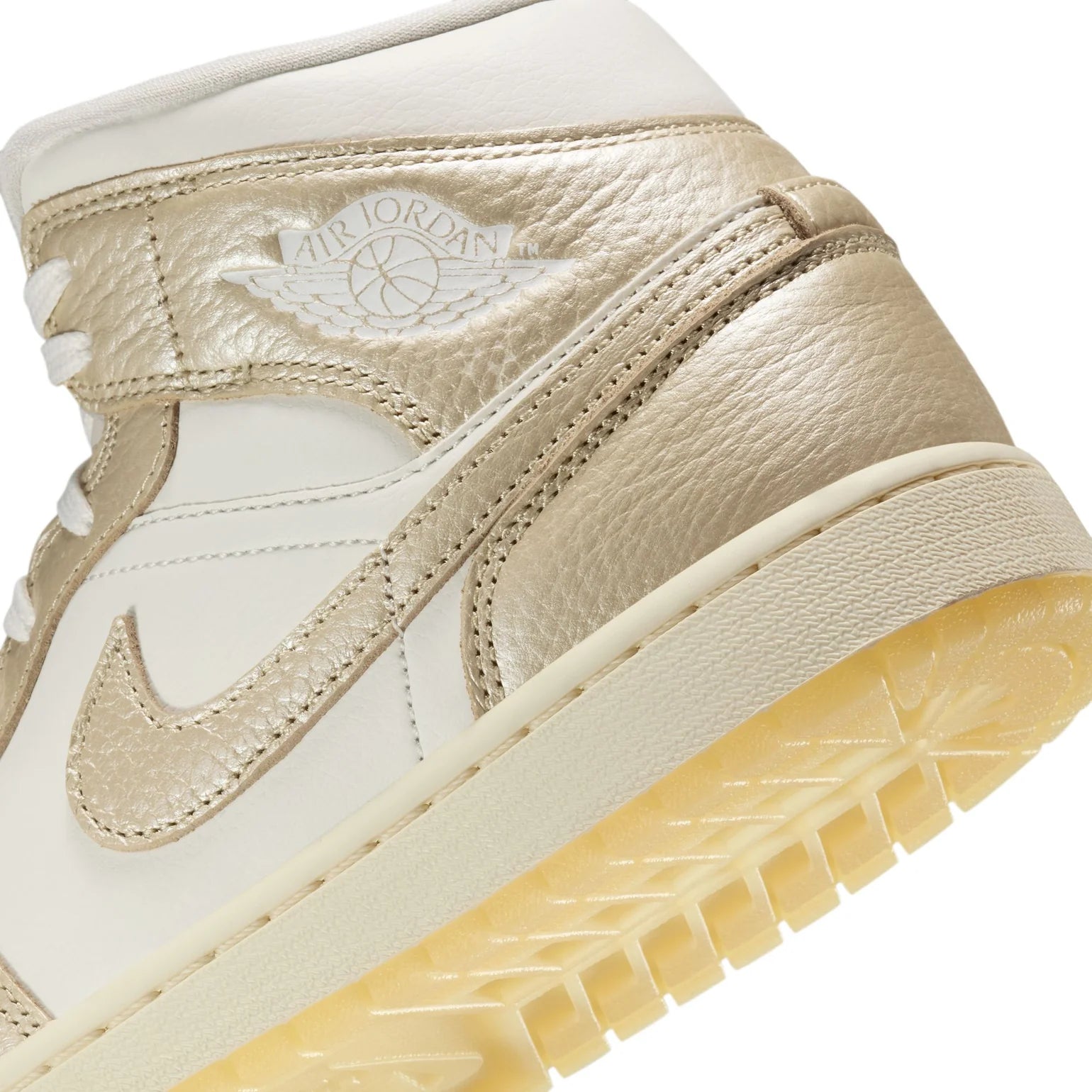 Air Jordan 1 Mid “Gold Hoop” HV5159-100