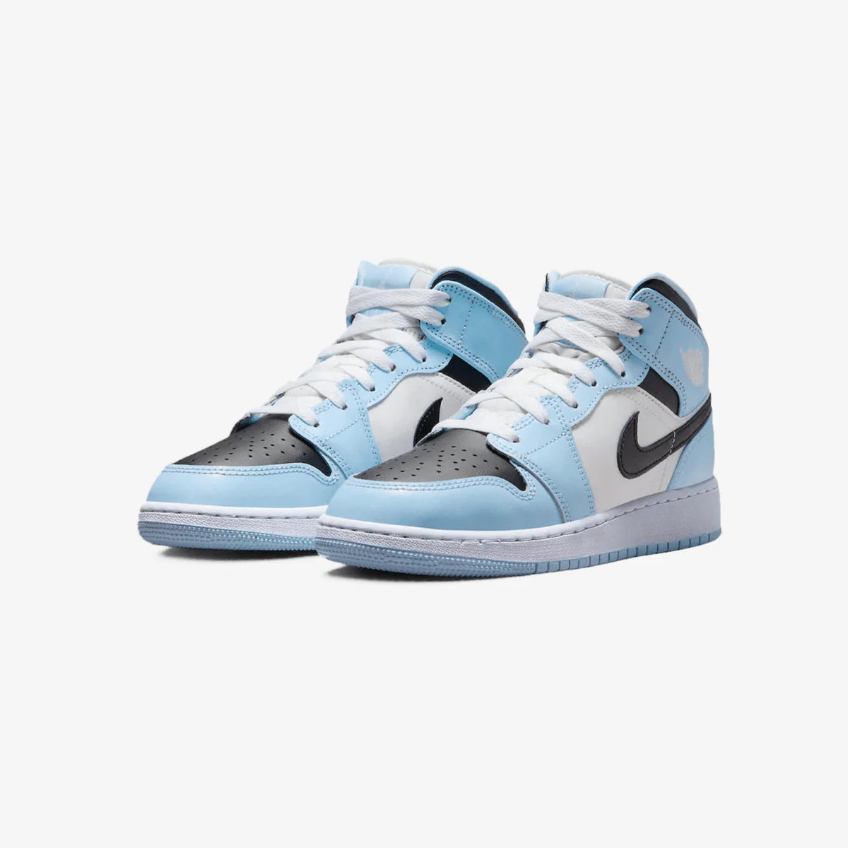 Air Jordan 1 Mid "Ice Blue" 555112-401