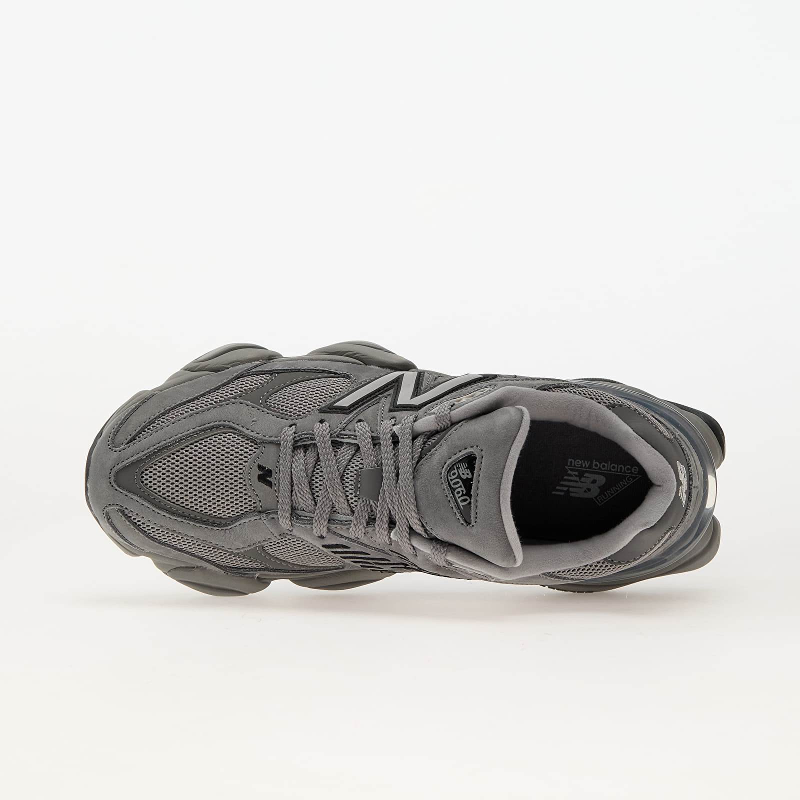 Pantofi sport New Balance 9060 Shadow Grey gri închis cu design modern și talpă confortabilă
