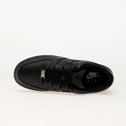 Pantofi sport Nike Air Force 1 '07 Carbon Fiber negri cu design din fibră de carbon și detalii elegante