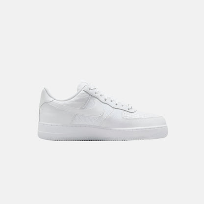 Pantofi sport albi Nike Air Force 1 Low Multi Prints cu design clasic și talpă plată