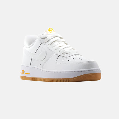 Pantof sport Nike Air Force 1 Yellow/White alb cu galben și talpă maro deschis pentru confort și stil
