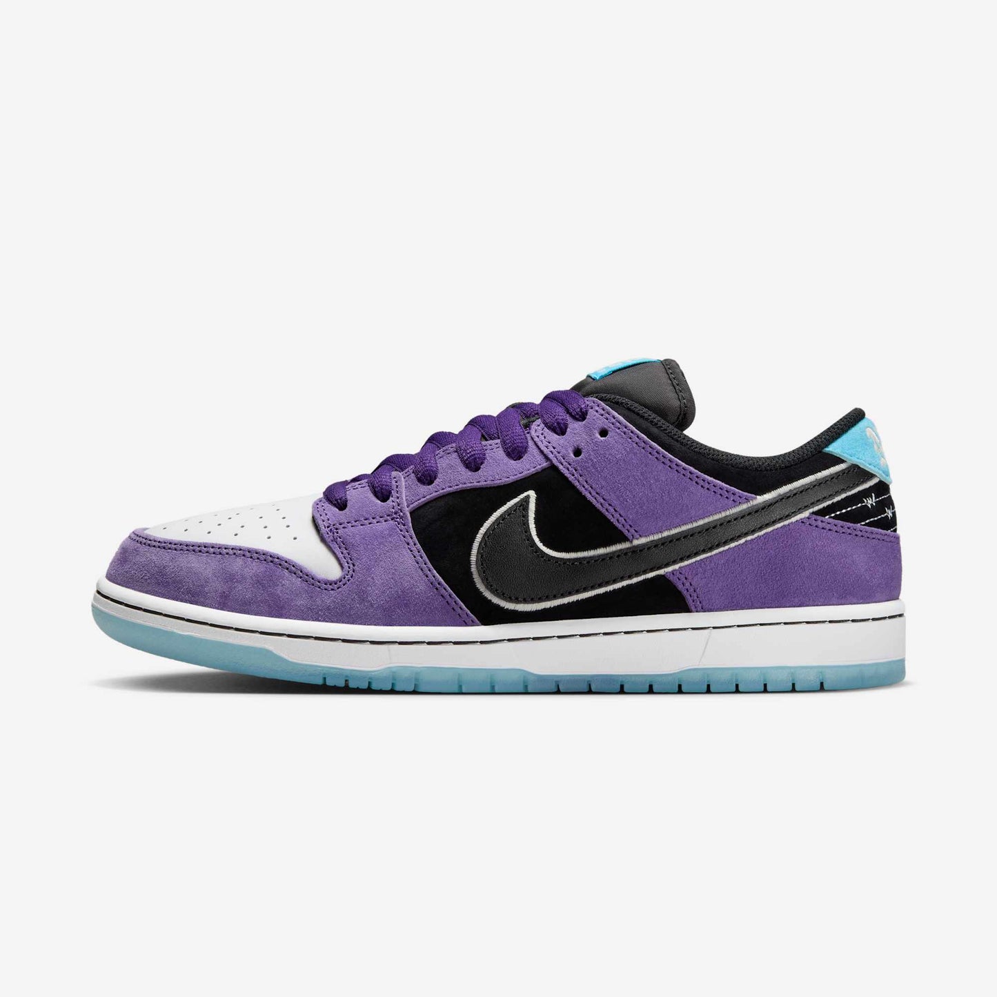 Nike Dunk SB x Hayley Wilson "Black and Court Purple"