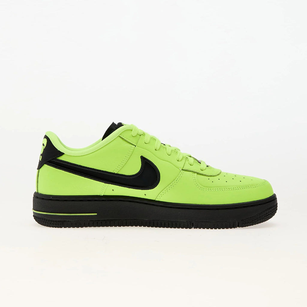 Pantofi sport Nike Air Force 1 Low Dance Volt cu design verde neon si detalii negre