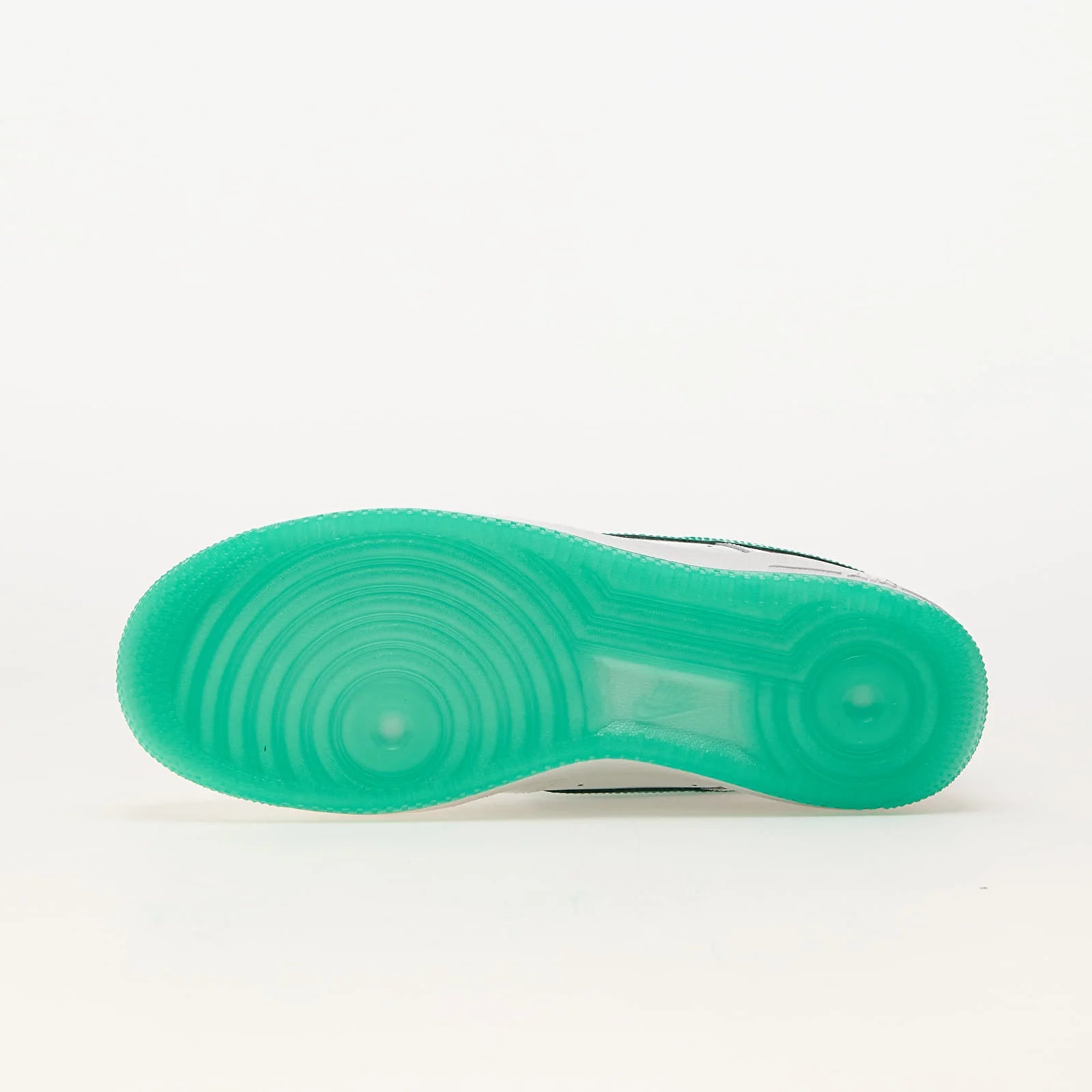 Talpa verde transparentă a pantofului Nike Air Force 1 Low Platinum Tint Stadium Green