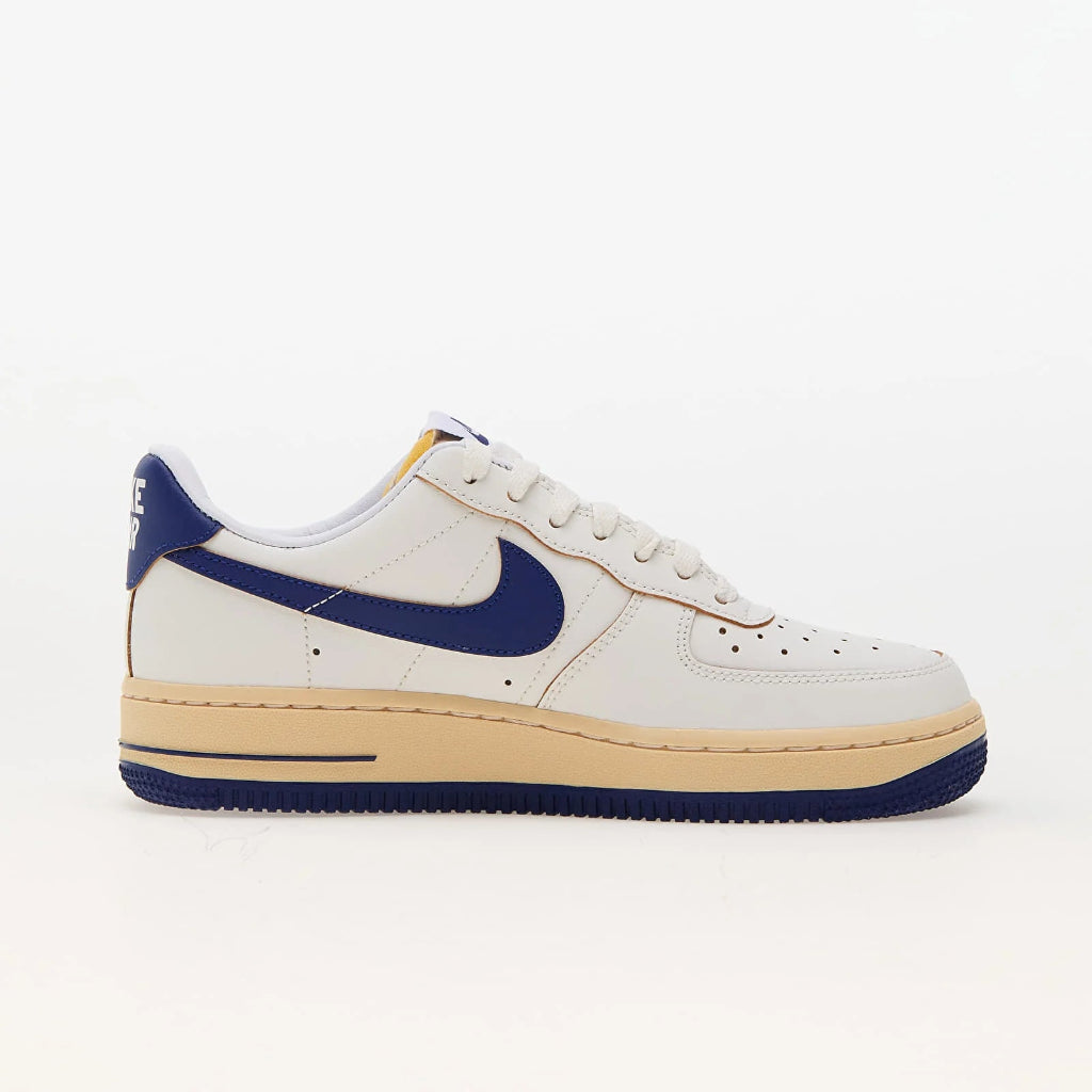 Pantofi sport Nike Air Force 1 Low Sail Deep Royal Blue-Pale Vanilla cu talpă confortabilă