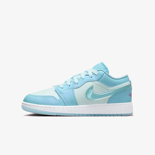 Pantofi sport Air Jordan 1 Low Edge GG în nuanțe albastre și albe cu design clasic DodResell