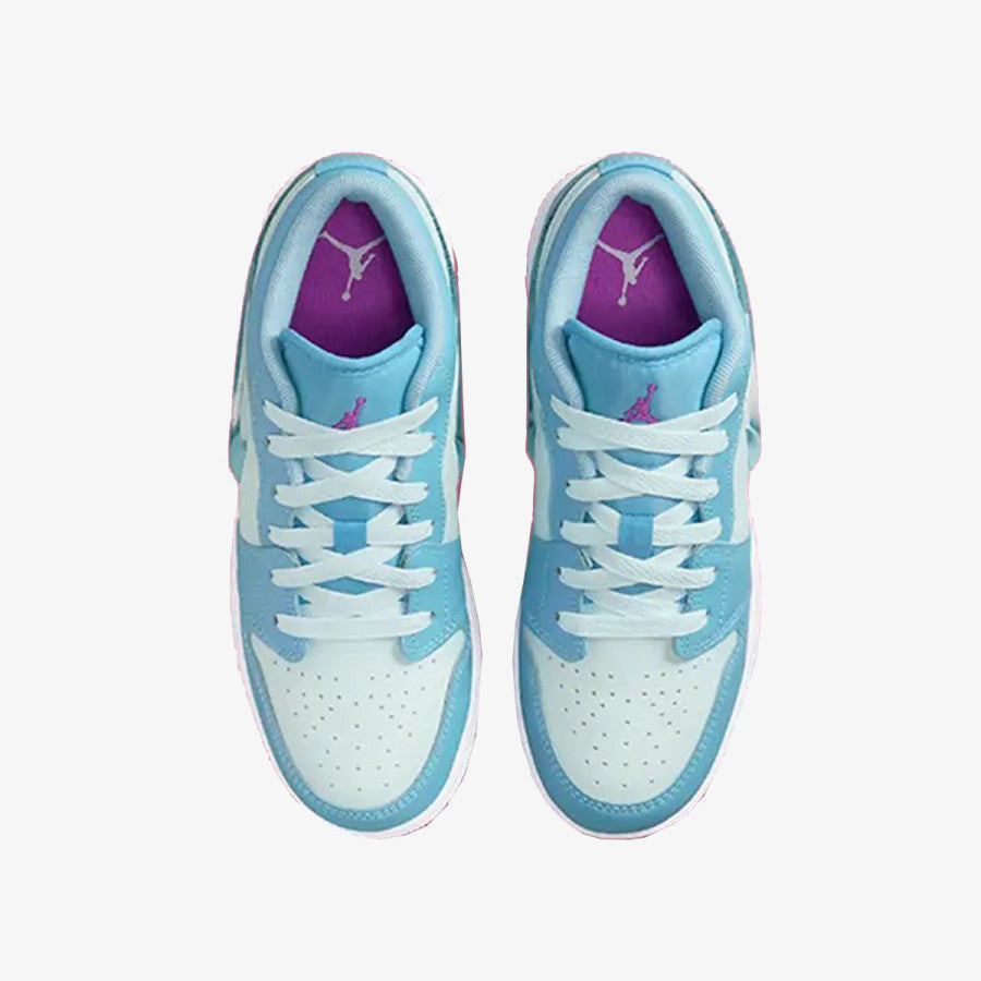 Pantofi sport Air Jordan 1 Low Edge GG alb cu albastru deschis și interior mov DodResell