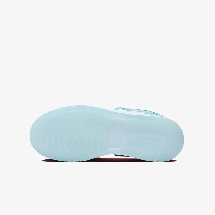 Talpa albastră transparentă a pantofilor sport Air Jordan 1 Low Edge GG de la DodResell