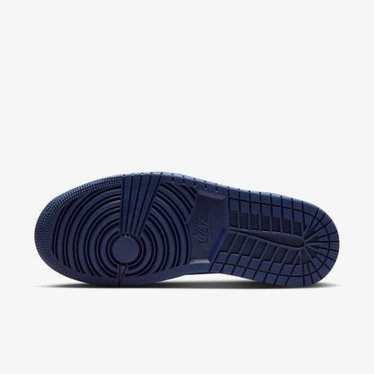 Talpa încălțărilor Air Jordan 1 Low Method Of Make de culoare albastru închis văzută de jos