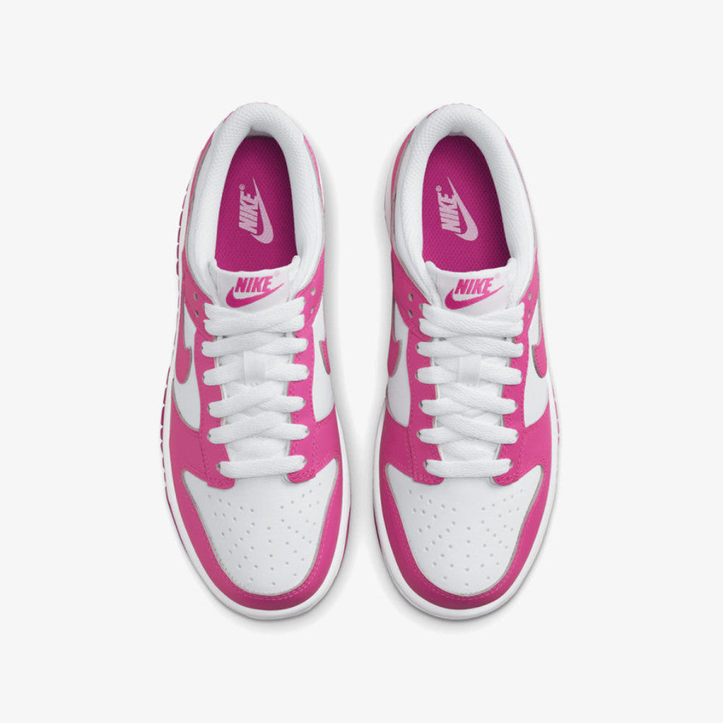 Pantofi sport Nike Dunk Low Pink White pentru femei cu design modern și confort sporit