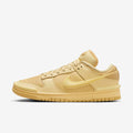 Pantofi Nike Dunk Low Twist Saturn Gold, design elegant și nuanțe aurii pentru confort și stil urban
